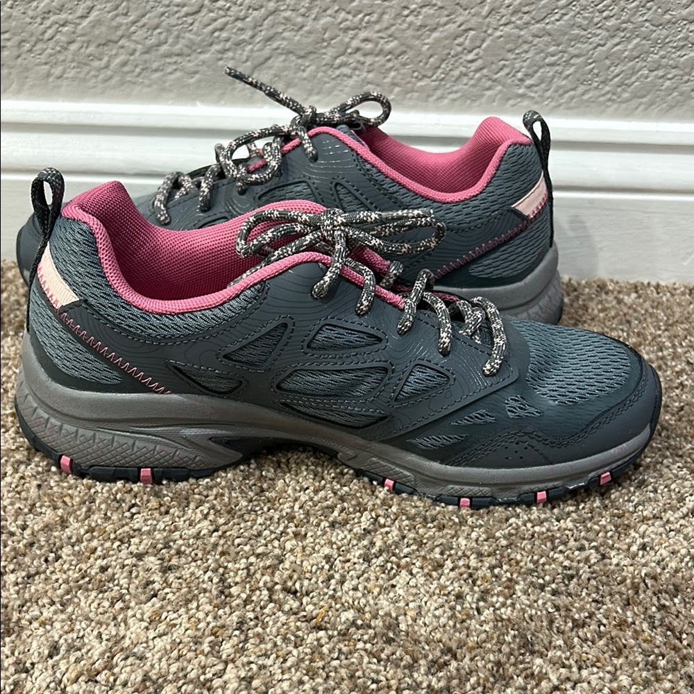 Skechers Gray and Pink Athletic Shoes with Breathable Mesh - Picture 4 of 10